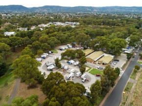  Windsor Gardens Caravan Park  Аделаида